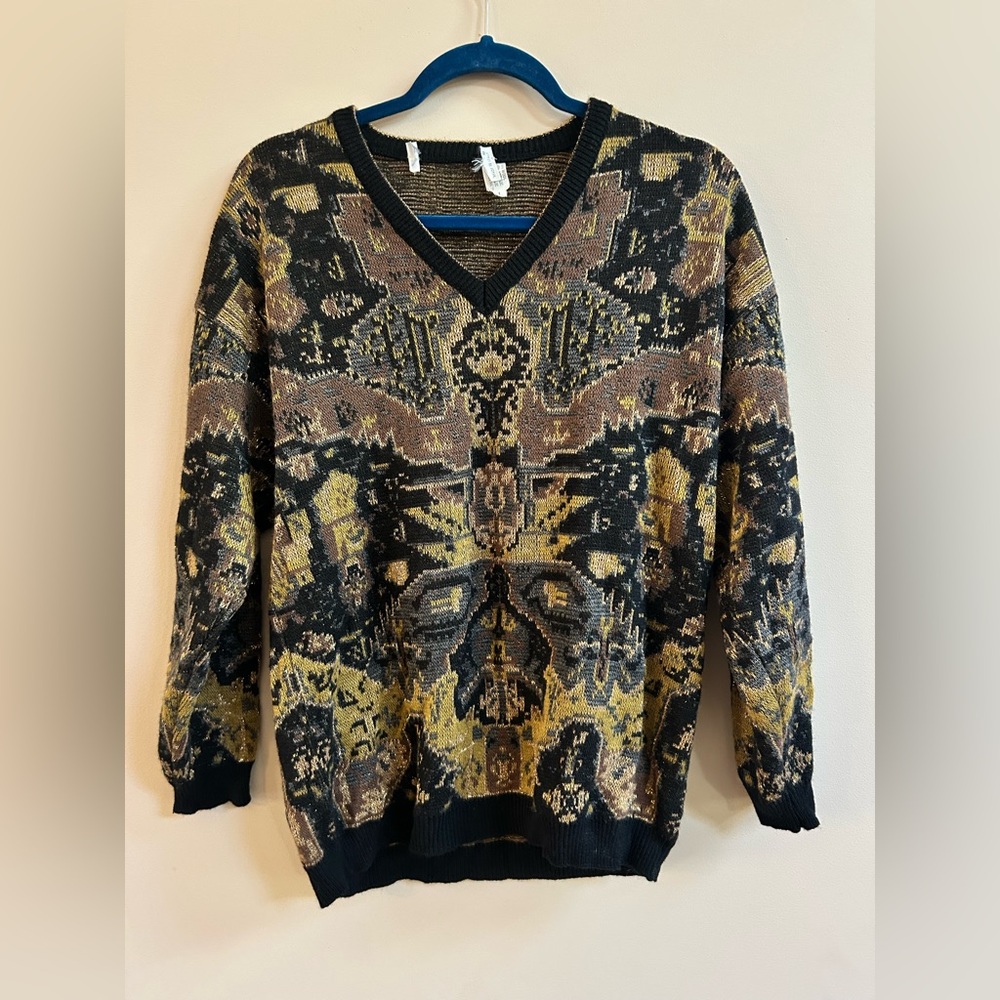 Vintage Italian Geometric Pattern Metallic Gold & Black V-Neck Cozy Sweater Top